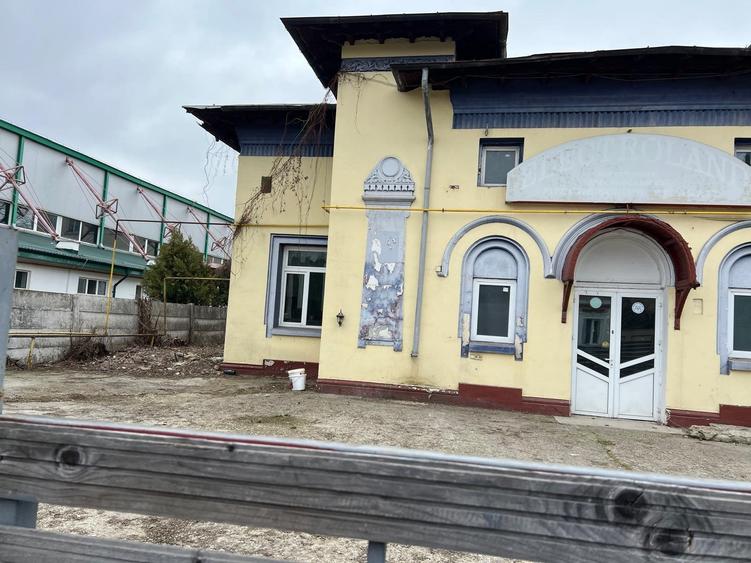 Spațiu comercial, de 688 mp, în Central