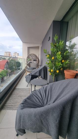 Apartament cu 3 camere decomandat în Faleza Nord