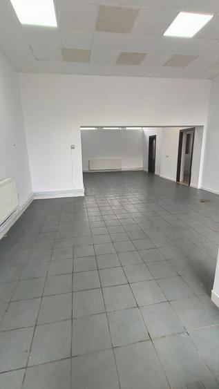 Spațiu comercial, de 66 mp, în Cornișa