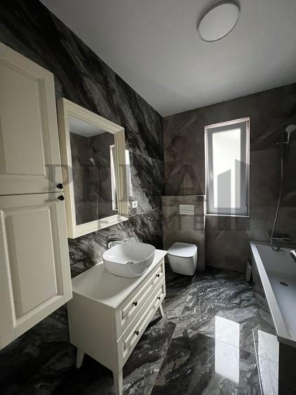 Duplex cu 4 camere cu Canalizare în Giroc