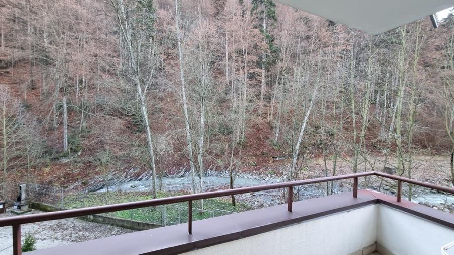 Apartament cu 2 camere decomandat în Calea Moroieni