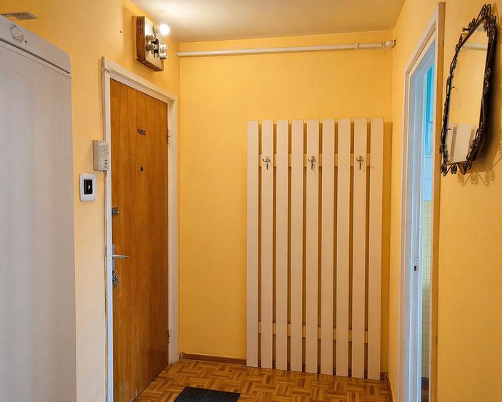 Apartament cu 2 camere semidecomandat în Gării