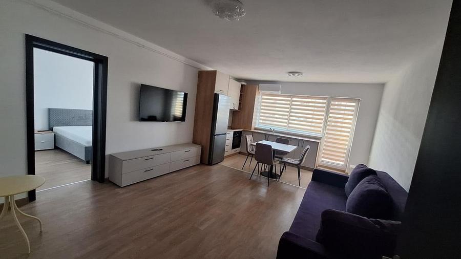 Apartament cu 2 camere semidecomandat în Sânpetru