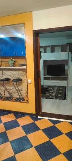 Apartament cu 2 camere semidecomandat, mobilat în Timpuri Noi