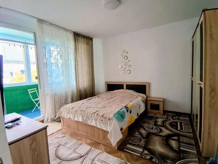 Apartament cu 3 camere decomandat, mobilat în 1 Decembrie 1918 — fotografia 3