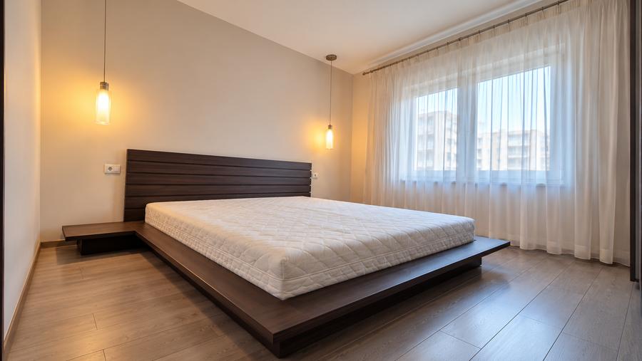 Apartament cu 3 camere decomandat în Olimpia-Stadion