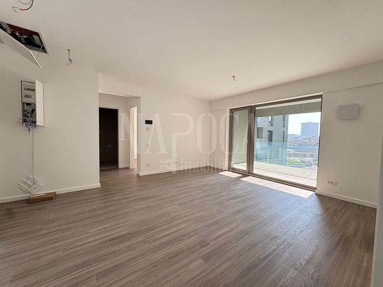 Apartament cu 3 camere semidecomandat în Iris