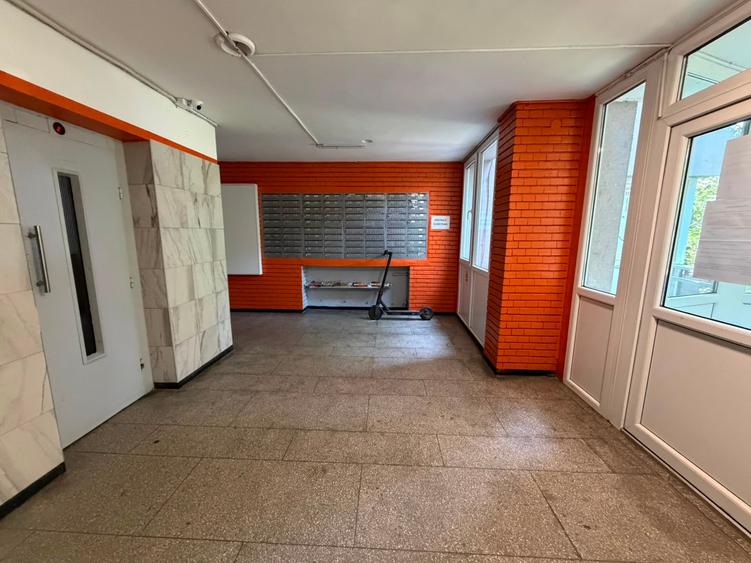 Garsoniera Titan 32 Mp Bloc 1969 Reabilitat 6 Min Metrou Instalatii Schimbate - 12