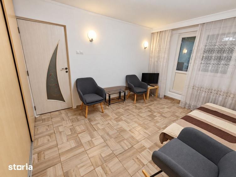 Apartament cu 2 camere semidecomandat în Tei
