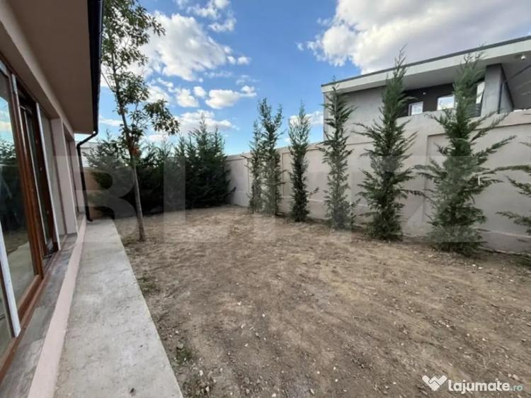 Casă cu 4 camere cu Teren 454 Mp în Central