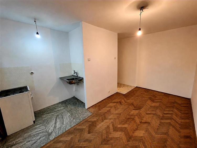 Apartament cu 2 camere nedecomandat în Tătărași