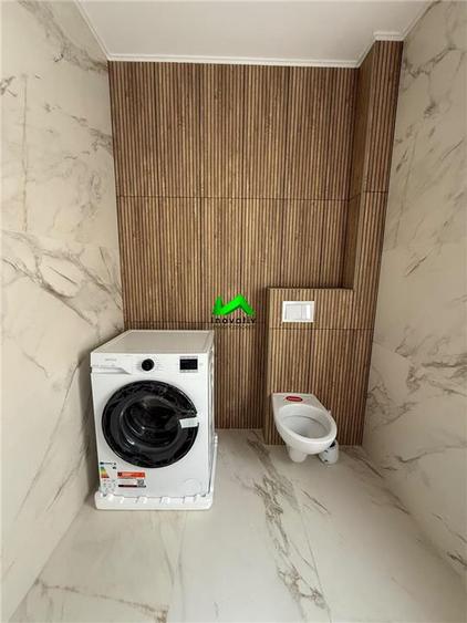 Apartament cu 3 camere decomandat în Hipodrom 3