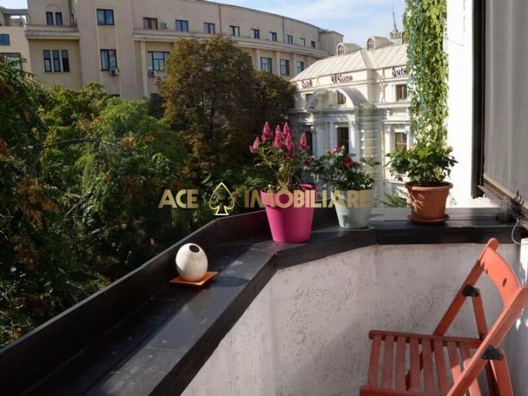 Apartament cu 2 camere decomandat, mobilat în Rosetti