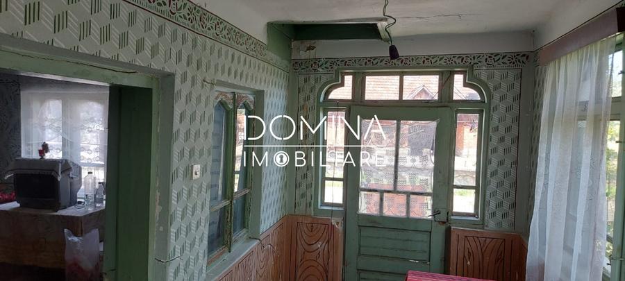 Casă individuală cu 3 camere cu Teren 1583 Mp în Polovragi