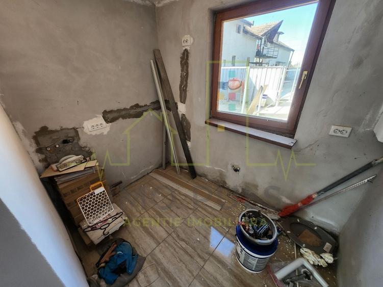 Casă individuală cu 4 camere cu Canalizare în Șag