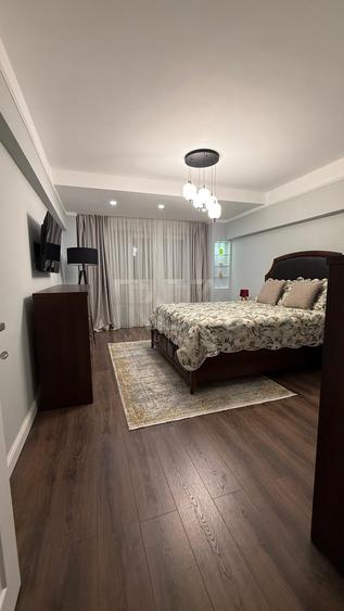 Apartament cu 3 camere decomandat, mobilat în Unirii