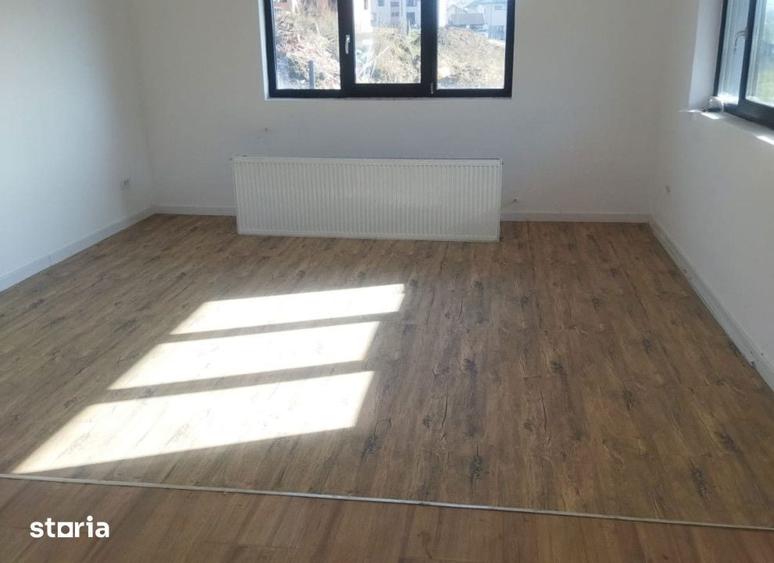 Casă cu 4 camere cu Teren 420 Mp în Miroslava