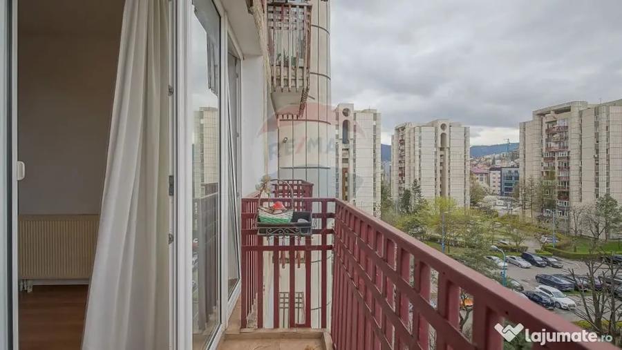 Apartament cu 3 camere decomandat în Griviței