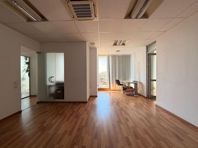 Birou, de 1,110 mp, în Moșilor