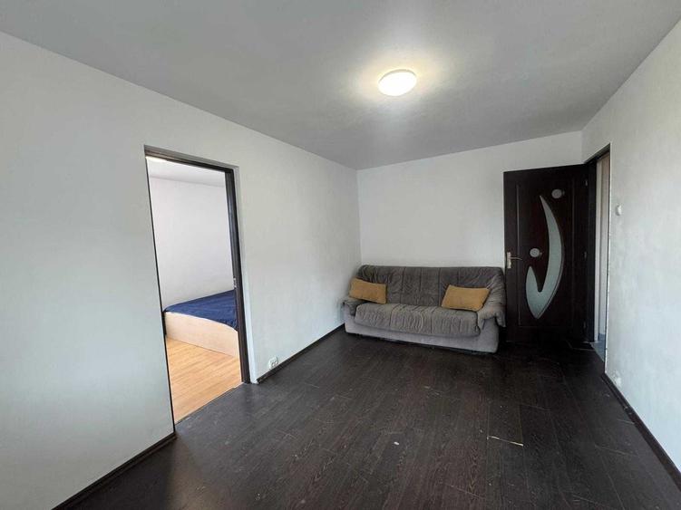 Apartament cu 2 camere semidecomandat în Ultracentral