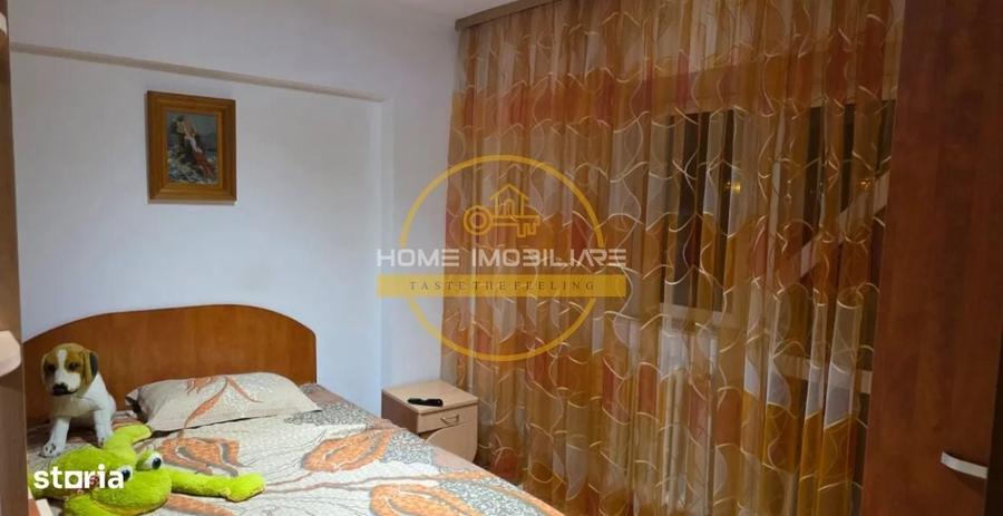 Apartament cu 3 camere decomandat în Nicolina