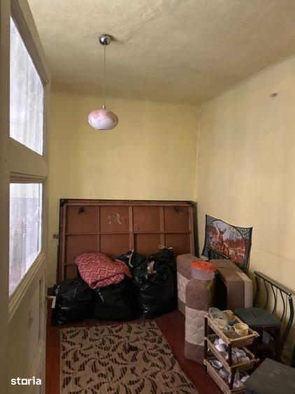 Casă cu 2 camere cu Teren 34 Mp în Domenii