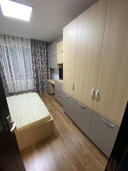 Garsonieră decomandată în Central