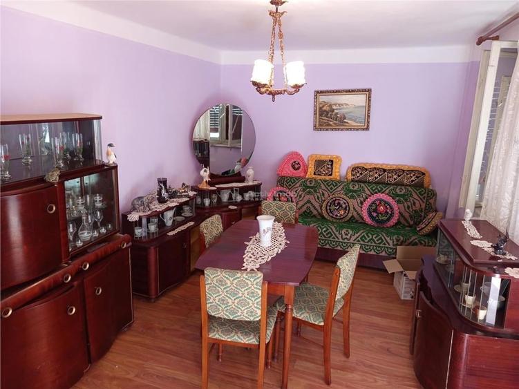 Casă cu Teren 1439 Mp în Ciclova Română