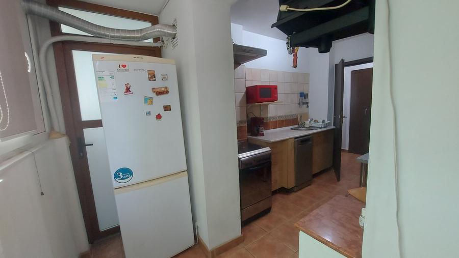 Apartament cu 2 camere semidecomandat în P-ța Unirii