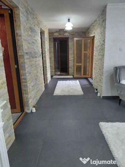 Casă cu 4 camere cu Teren 800 Mp în Șendreni