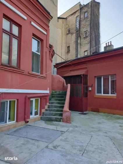 Apartament cu 3 camere în Armeneasca
