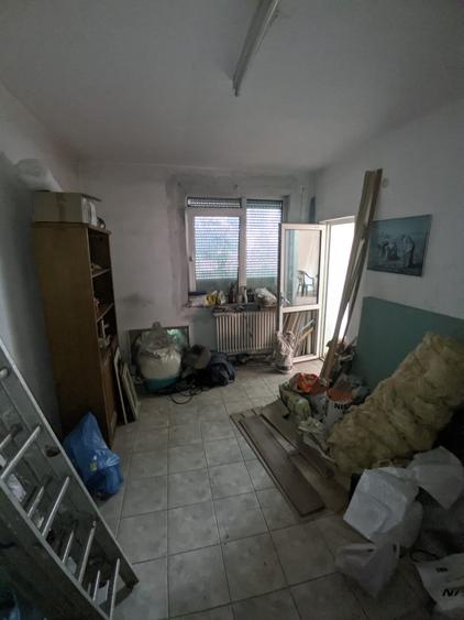 Casă individuală cu 5 camere cu Teren 300 Mp în Iris