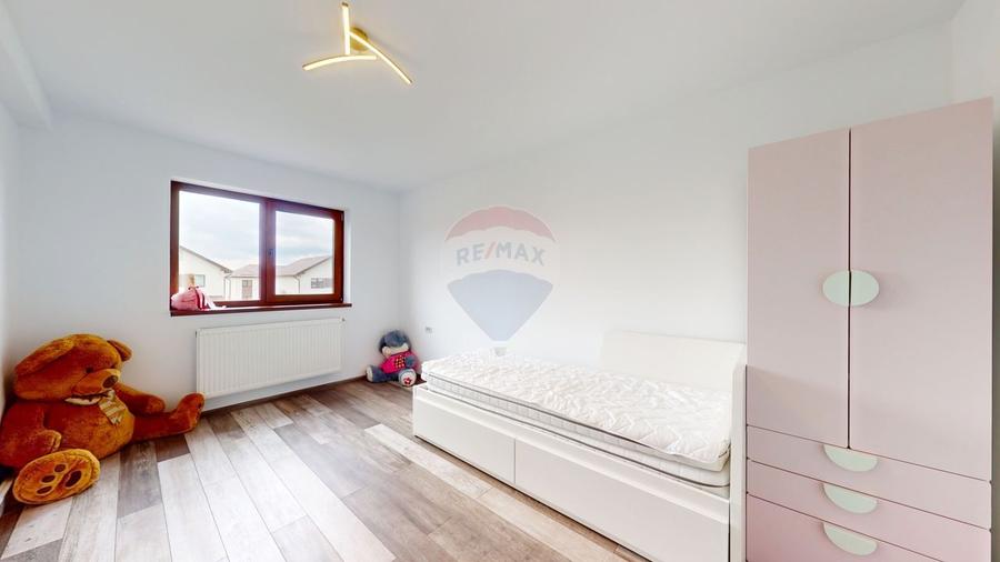 Casă individuală lângă Brașov + curte 300 mp | 0% comision | utilată | - 8