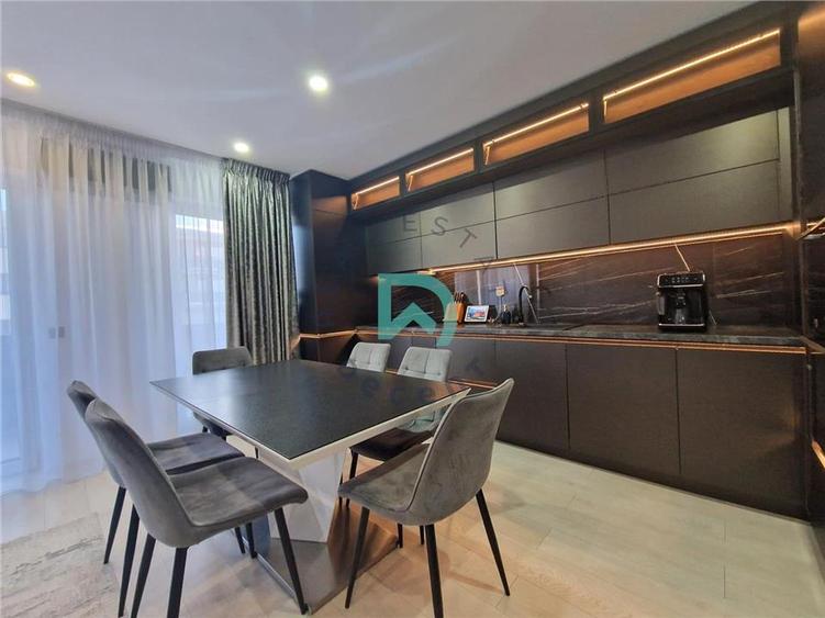 Apartament cu 4 camere decomandat, mobilat în Tractorul