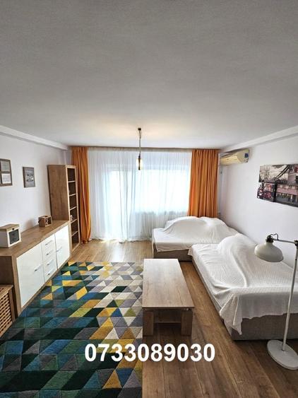 Apartament cu 3 camere semidecomandat în Drumul Taberei