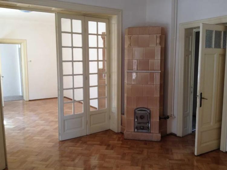 Apartament cu 3 camere în Domenii