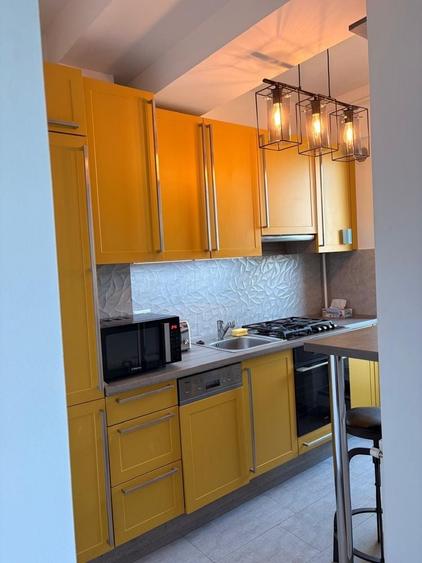 Apartament cu 2 camere semidecomandat în Central