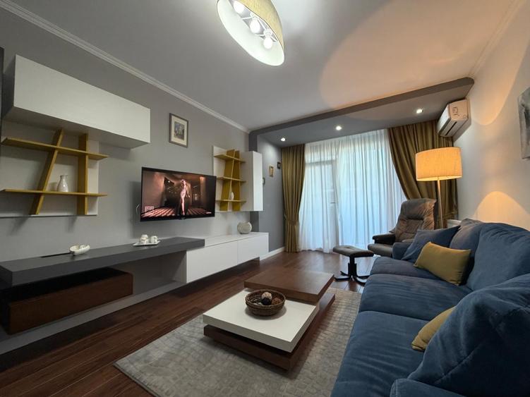 Apartament cu 2 camere decomandat în Circumvalațiunii