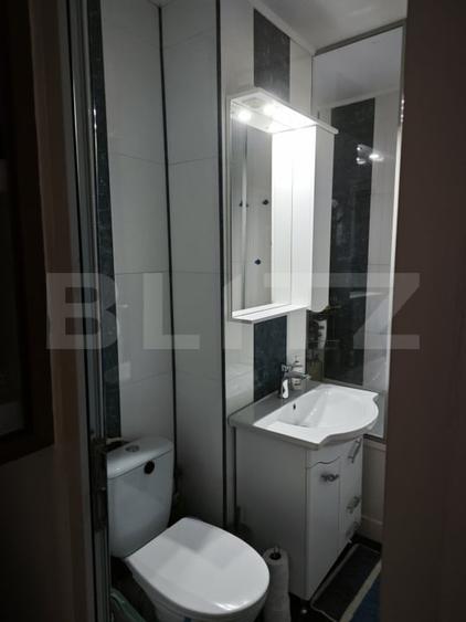 Apartament de vanzare, 3 camere, mobilat si utilat - 12