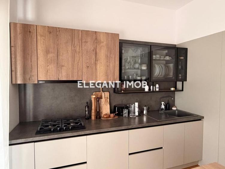 Casă cu 4 camere cu Teren 200 Mp în Corbeanca