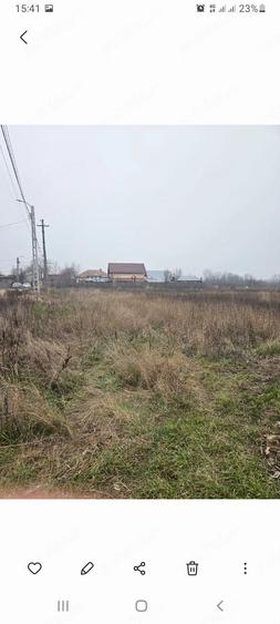 Teren de 4272 mp, în Central