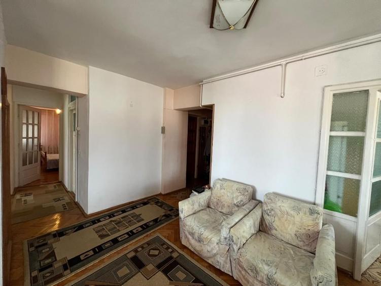 Apartament cu 3 camere în Central