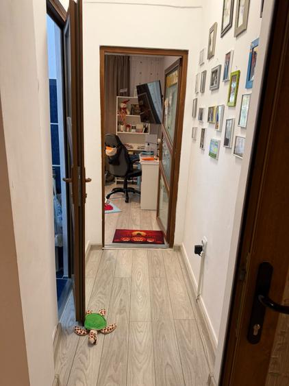 Apartament cu 2 camere semidecomandat, mobilat în Semicentral