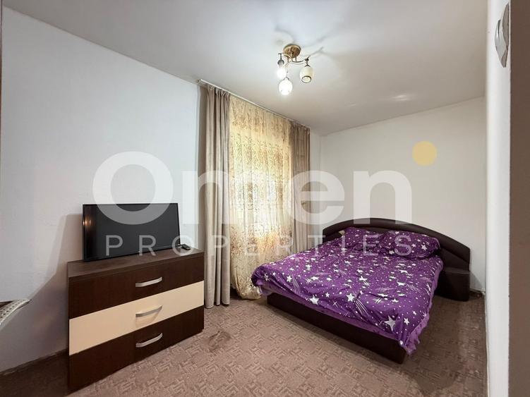 Apartament cu 2 camere semidecomandat, mobilat în Decebal