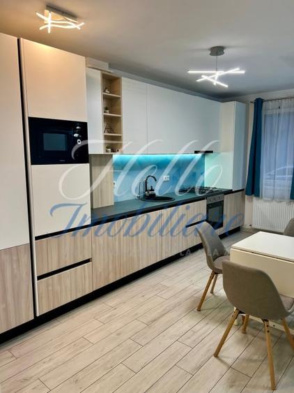 Apartament de vanzare semidecomandat ,3 camere 65,63 mp , zona  Vivo - 1