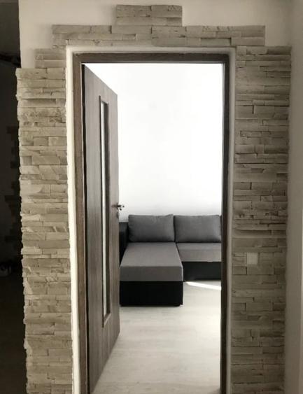 Apartament cu 2 camere decomandat în Florești