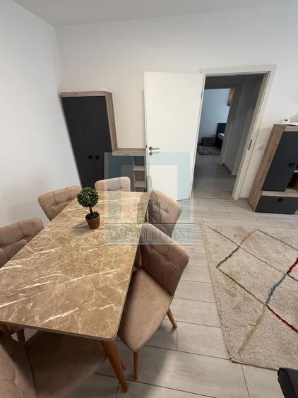 Apartament cu 2 camere decomandat, mobilat în Avantgarden
