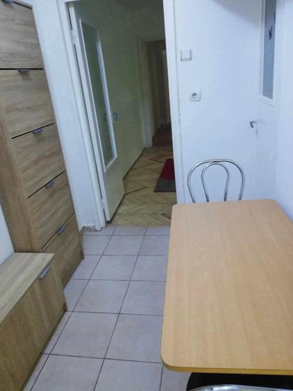 Apartament cu 2 camere semidecomandat în Dacia