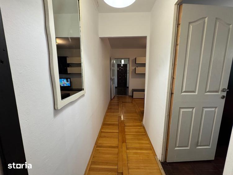 Apartament cu 3 camere semidecomandat - zona Tomis Nord - 1
