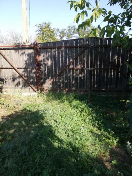 Casă cu 5 camere cu Teren 2146 Mp în Bărcănești